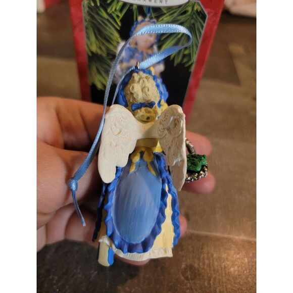 Hallmark 1998 Iris Angel ornament Xmas decor - Picture 4 of 6